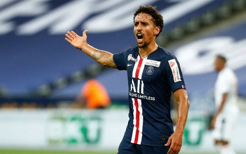 top trung ve psg da lam nen ten tuoi cho ga nha giau nuoc phap