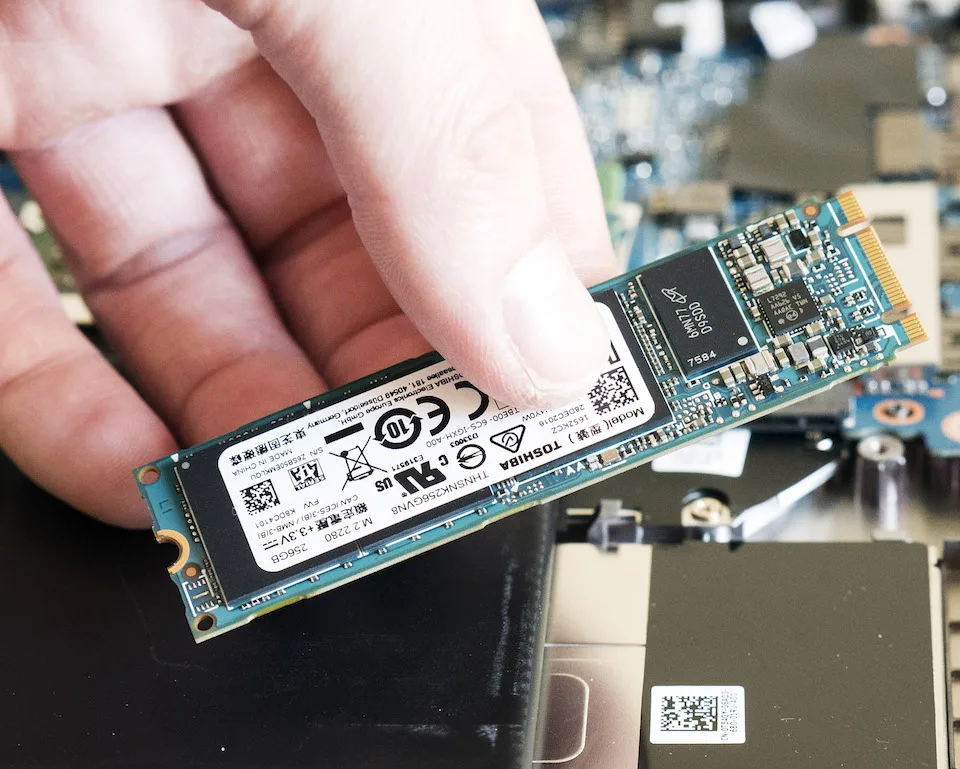 Ổ cứng SSD là gì
